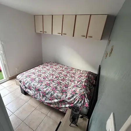 Maisonnette Mail Rochelongue Location Samedi Au Samedi Будинок відпочинку