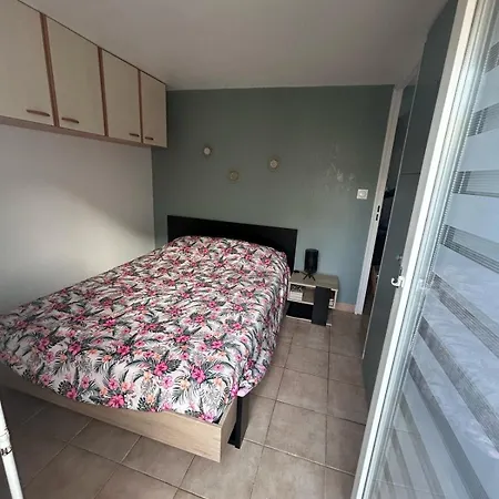 Maisonnette Mail Rochelongue Location Samedi Au Samedi Holiday home *